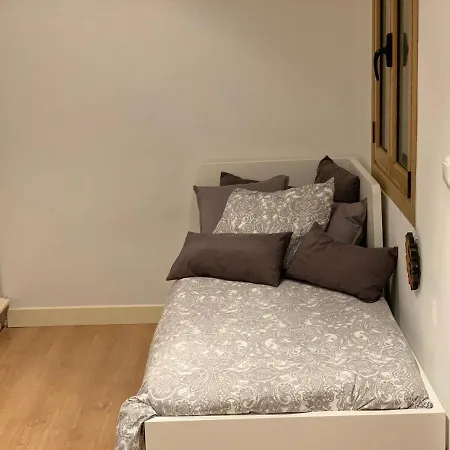 Апартаменты Cozy And Beautiful Close To Downtown And Beaches