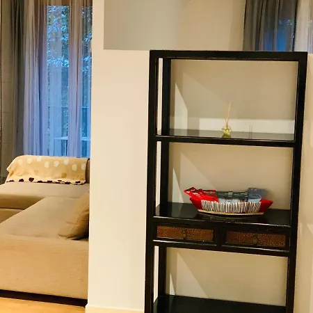 Апартаменты Cozy And Beautiful Close To Downtown And Beaches